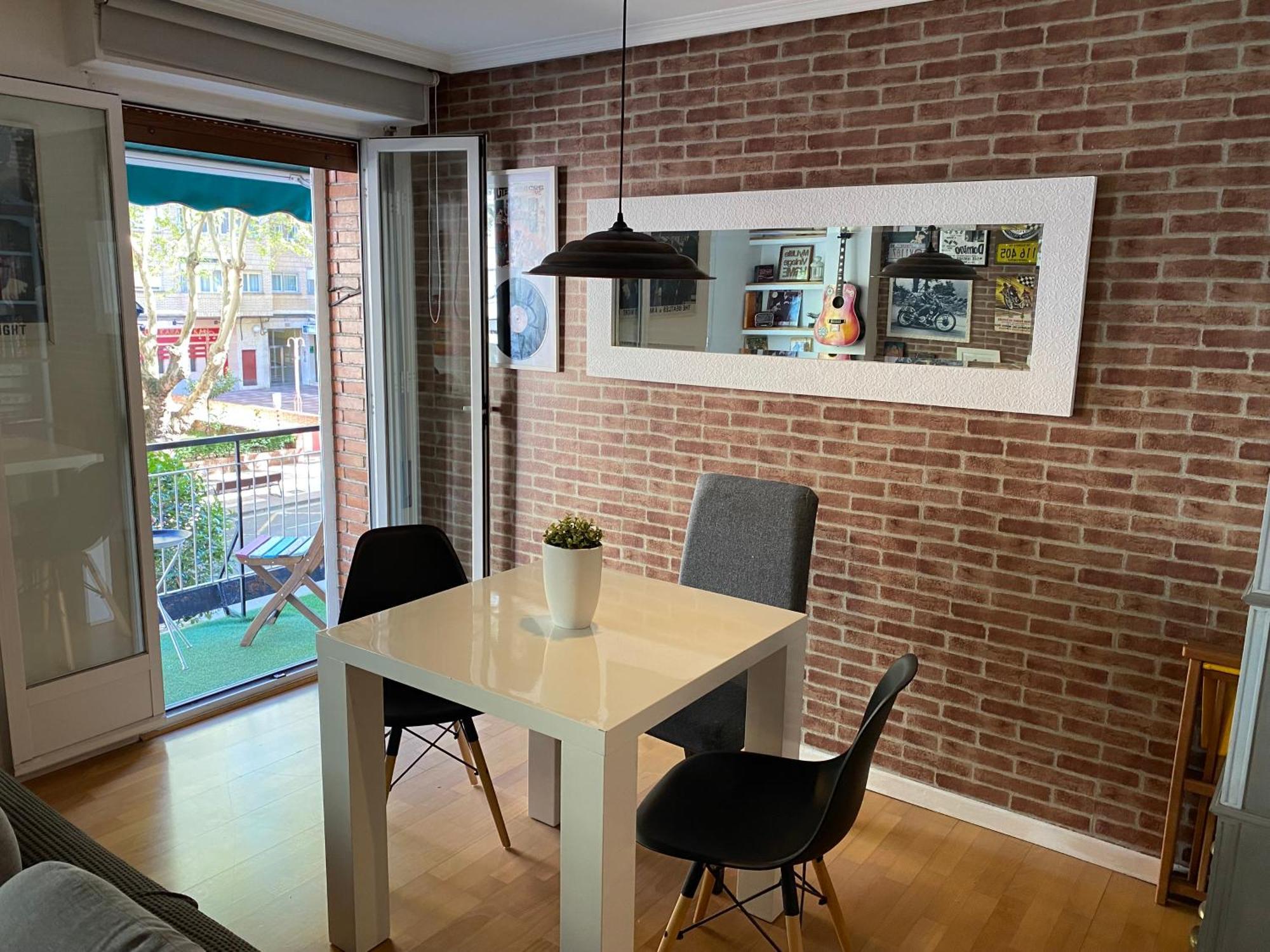 Apartamento Estilo Vintage Centrico Y Garage Incluido Logroño Eksteriør bilde